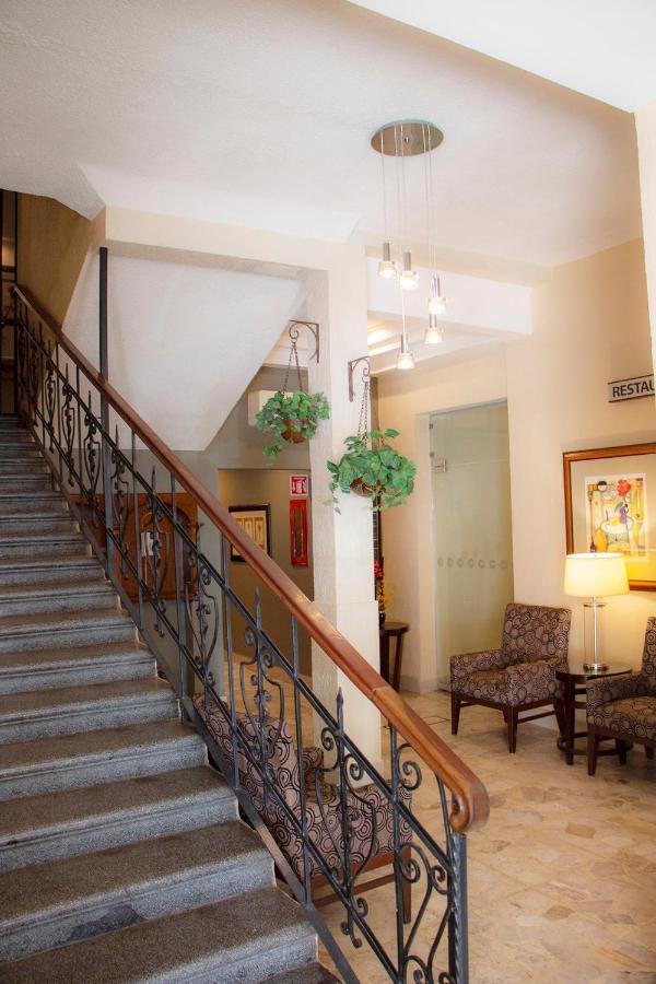Hotel Fenix 로스모치스 외부 사진